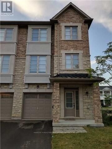 Property Photo:  34 Lowther Avenue  ON L4E 2Z7 