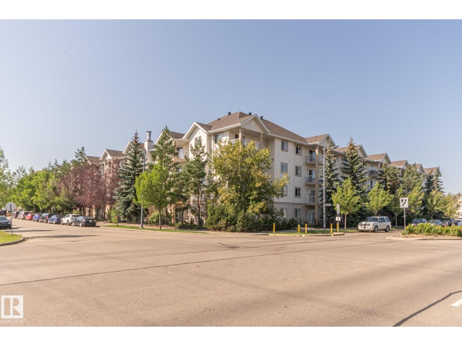 Property Photo:  #119 245 Edwards Dr SW  AB T6X 1J9 