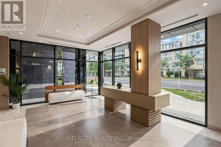 Property Photo:  700 Sheppard Avenue West 616  ON M3H 0G5 
