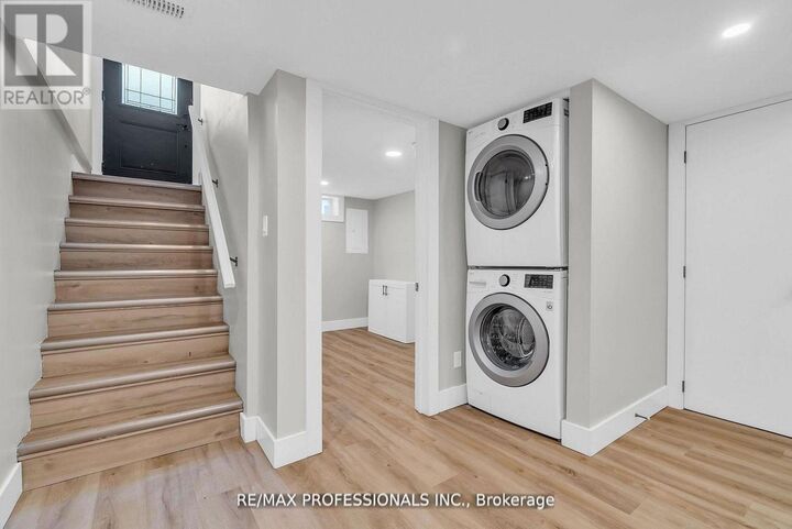 Property Photo: 139 Byron Avenue Lower ON N2C 1Z7