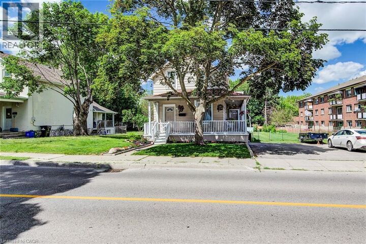 Property Photo:  841 Duke Street  ON N3H 3T8 