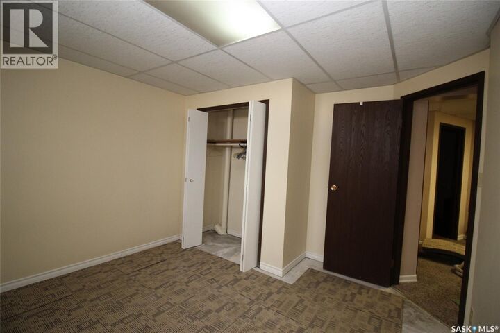 Property Photo:  595 9th Street W  SK S0N 2M0 