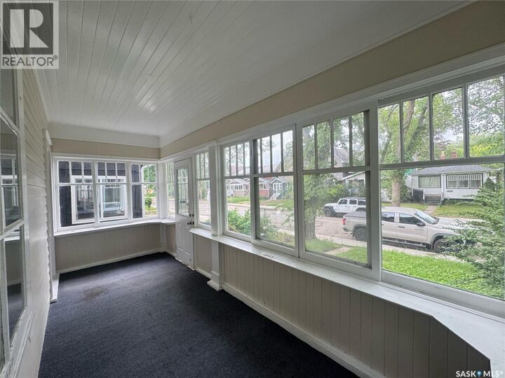Property Photo: 2344 Toronto Street SK S4P 1N6