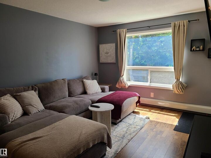 Property Photo: #116 5005 165 Av NW AB T5Y 0L8