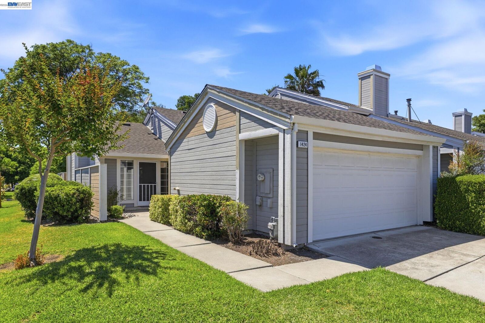 Property Photo: 1424 Peachtree Common CA 94551