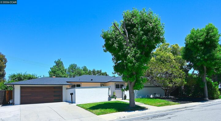 Property Photo: 846 Savannah Cir CA 94598