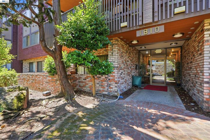 Property Photo: 1810 Central Avenue 310 CA 94501