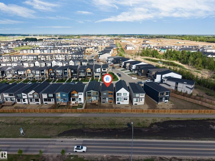 Property Photo:  460 33 Street SW  AB T6X 1A7 