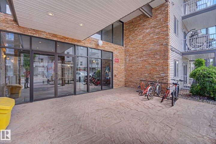 Property Photo: 151 Edwards Drive SW 414 AB T6X 1N5