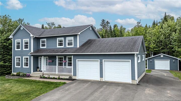 30 Rose Way — photo 1