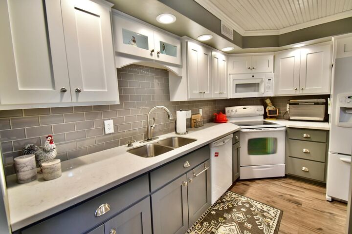 Property Photo:  520 5th Street SW  MN 56201 