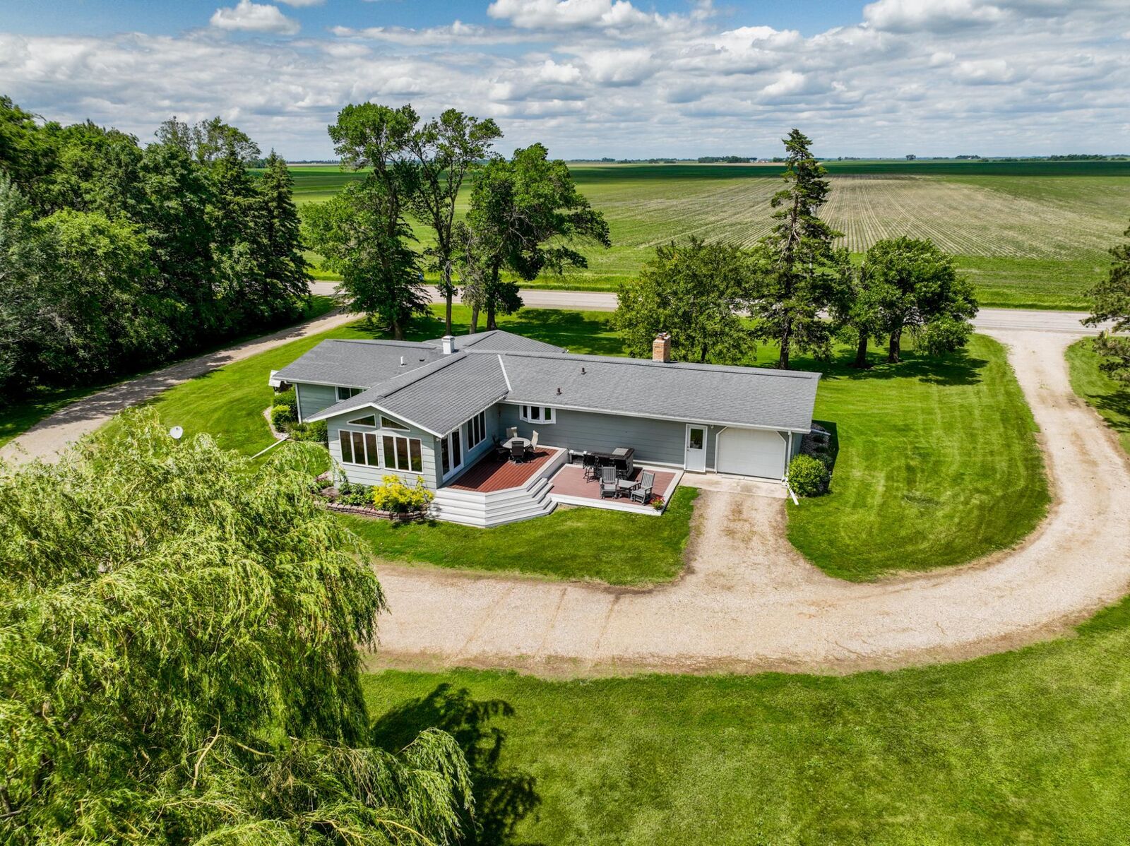 Property Photo: 2655 300th Street MN 56256