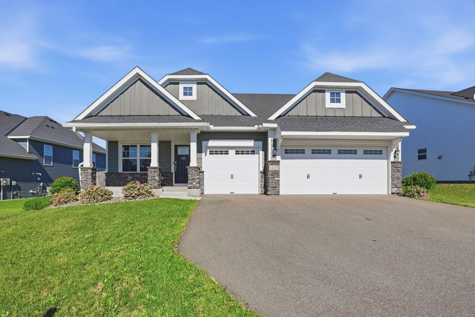 Property Photo: 14121 Berkshire Lane N MN 55327