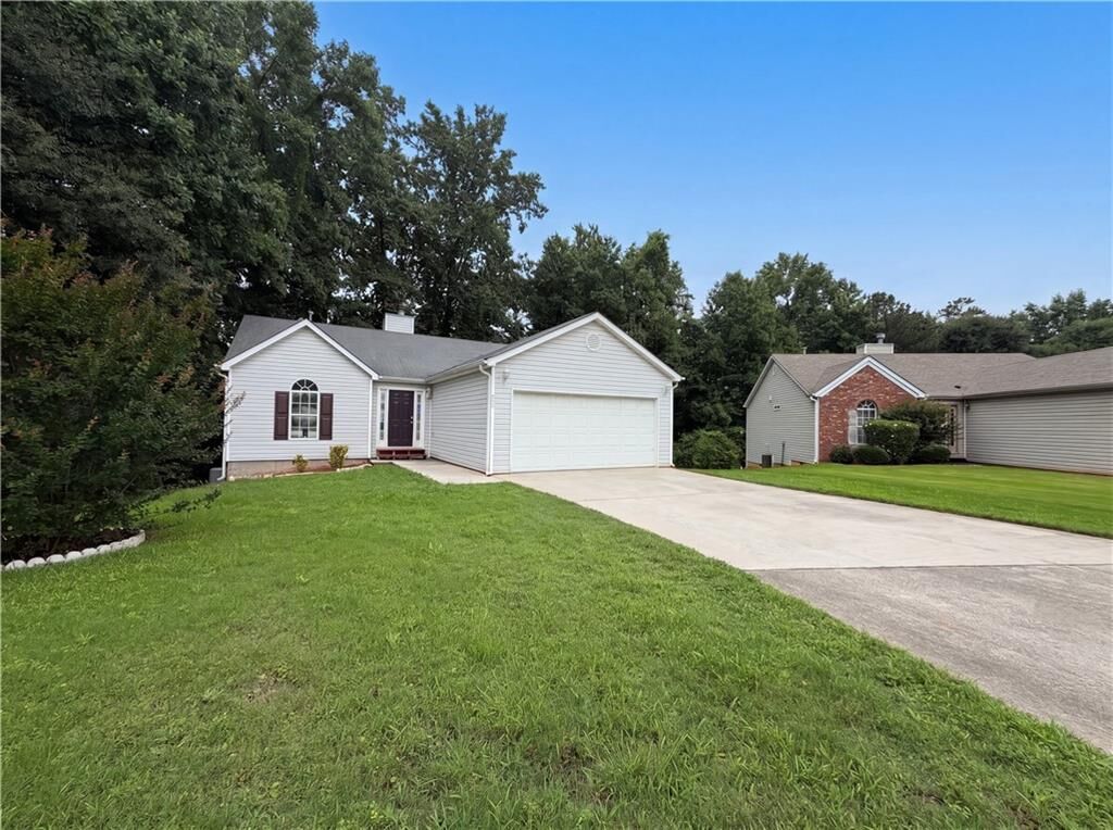 Property Photo:  2690 Lolli Court  GA 30294 