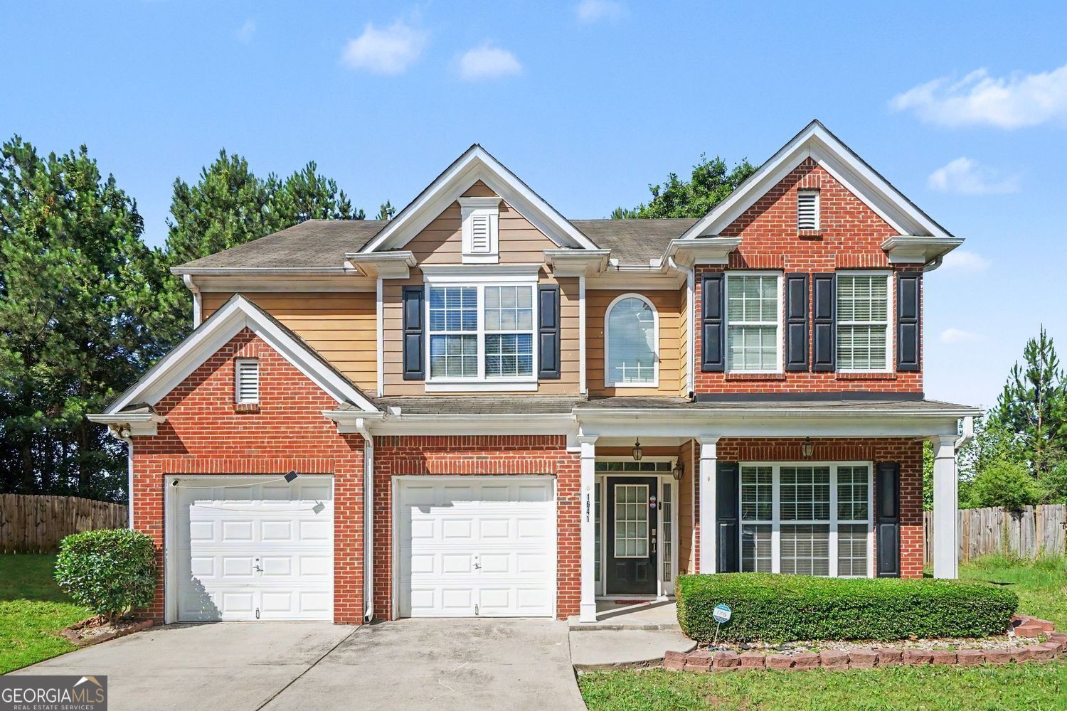 Property Photo: 1641 Hedington Court SE GA 30045