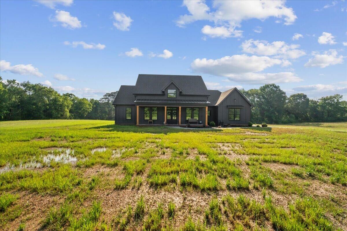 Property Photo: 816 Gordon Pond Road GA 30728