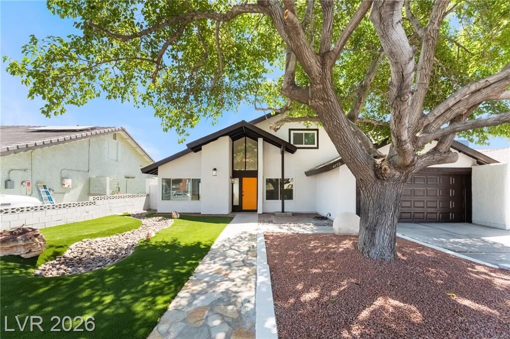 Property Photo:  4152 Butterfield Way  NV 89103 