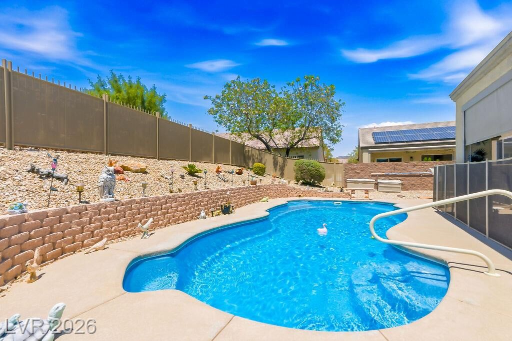 Property Photo: 2504 Shore Bird Avenue NV 89084