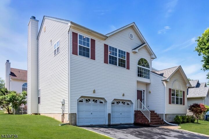 Property Photo:  17 Okeefe Rd  NJ 08807 