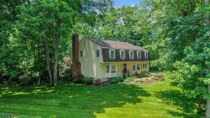 Property Photo: 20 Lark Ln NJ 07438