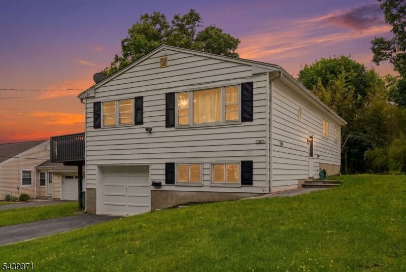 Property Photo:  3 Summit Ave  NJ 07885 