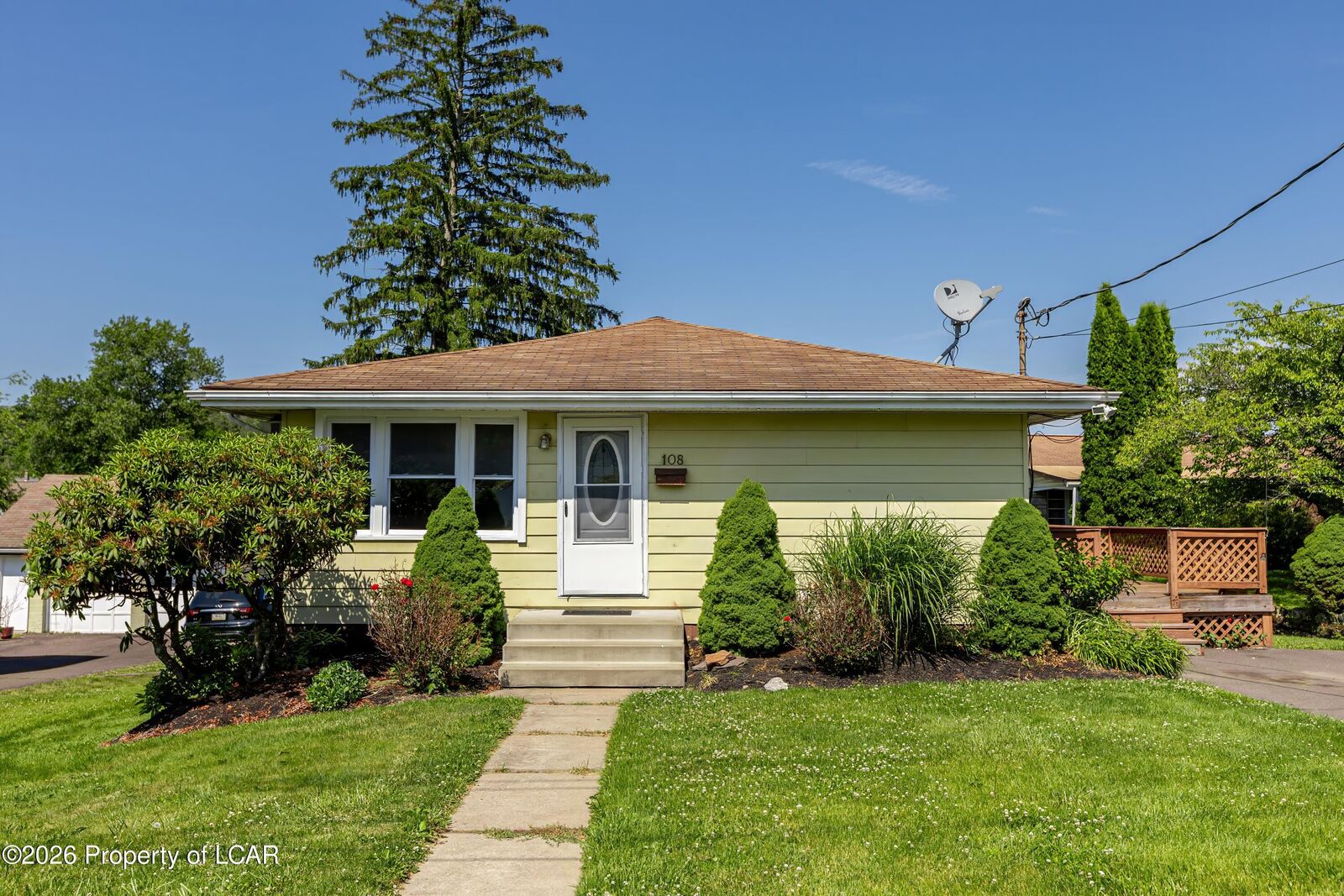 Property Photo:  108 Park Street  PA 18612 