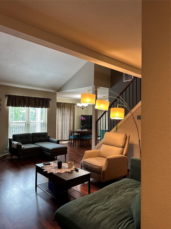 Property Photo: 9707 Richmond Avenue 92 TX 77042