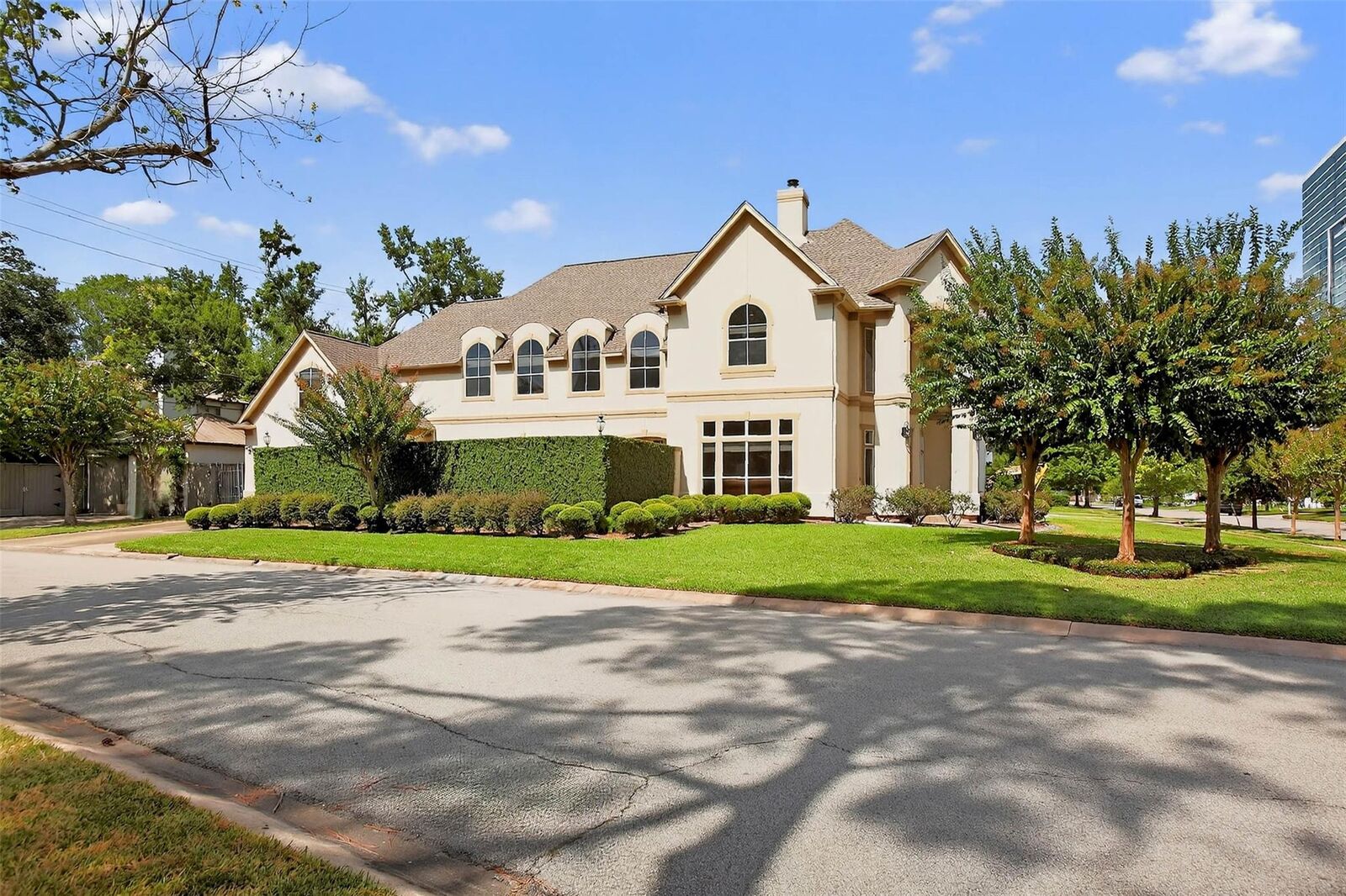 Property Photo:  3118 Virginia Street  TX 77098 