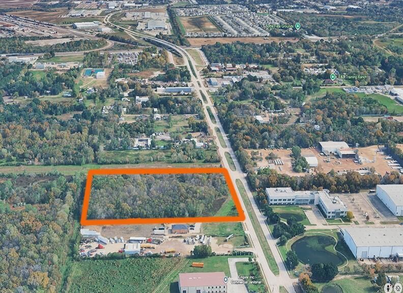 Property Photo:  5914 E Orem Drive  TX 77048 