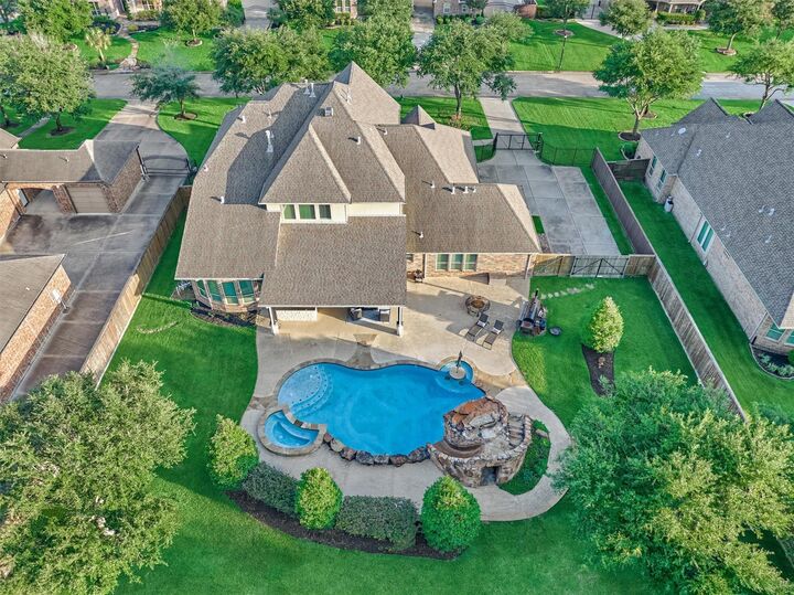Property Photo: 21322 Refuge Creek Drive TX 77433