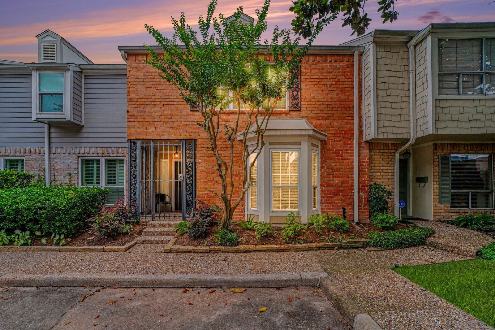 Property Photo:  1661 W Sam Houston Parkway S  TX 77042 