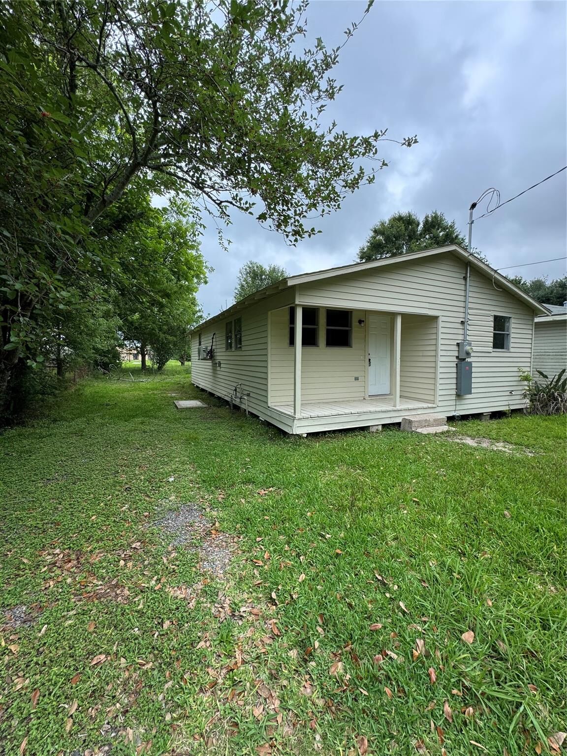 Property Photo: 5734 Grant Avenue TX 77640