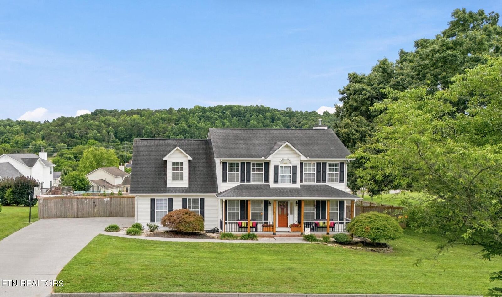 Property Photo: 869 Garners Landing Blvd TN 37865