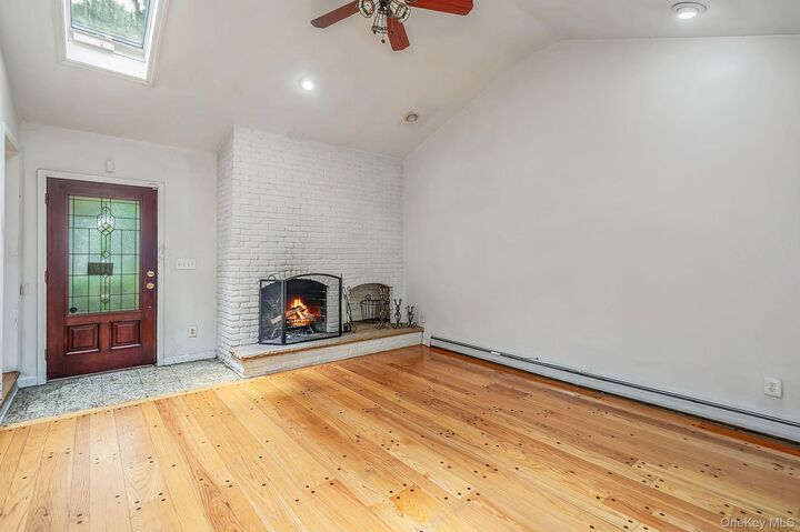 Property Photo: 61 Ledgewood Drive NY 11787