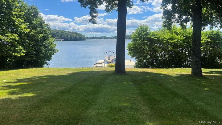 Property Photo:  248 W Lake Boulevard  NY 10541 