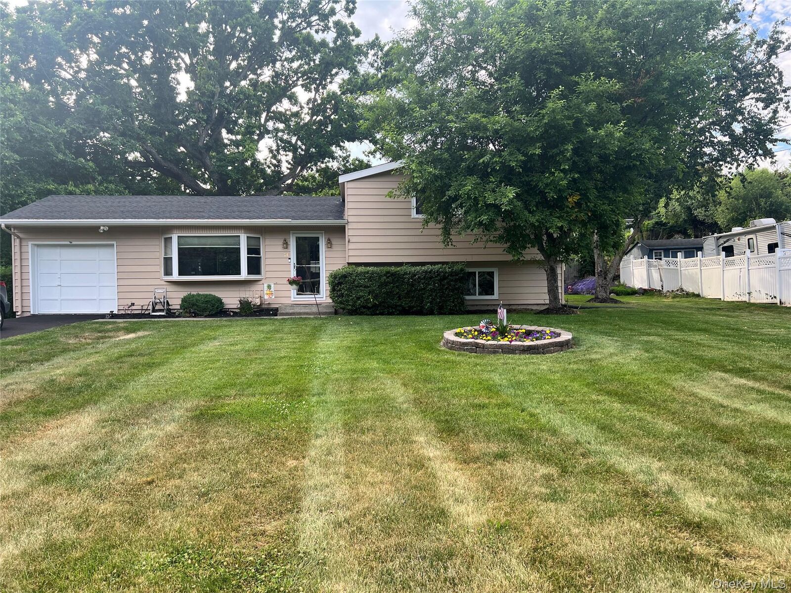 Property Photo:  74 Creek Run Road  NY 12550 