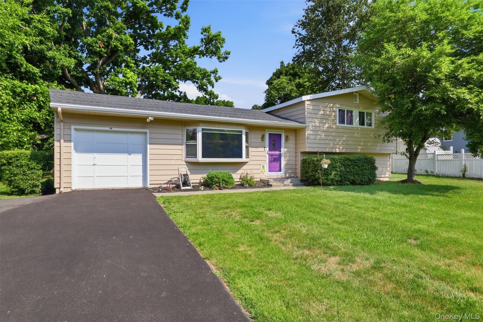 Property Photo:  74 Creek Run Road  NY 12550 
