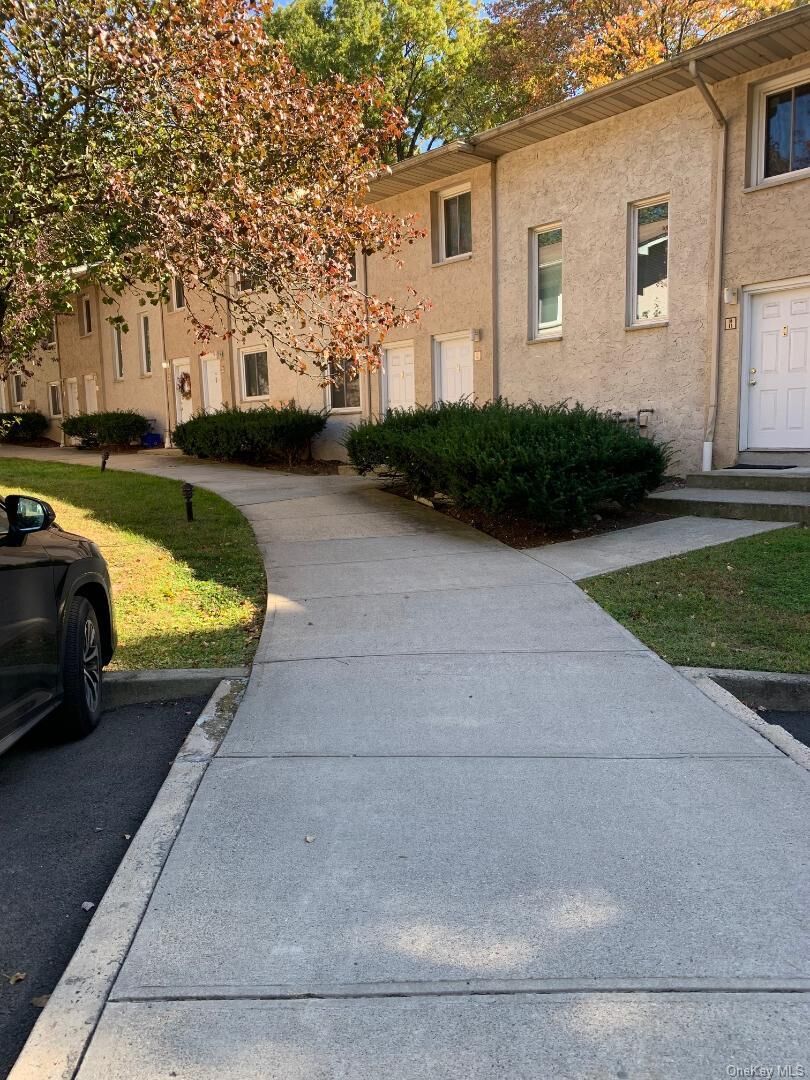 Property Photo:  85 N Middletown Road E3  NY 10954 