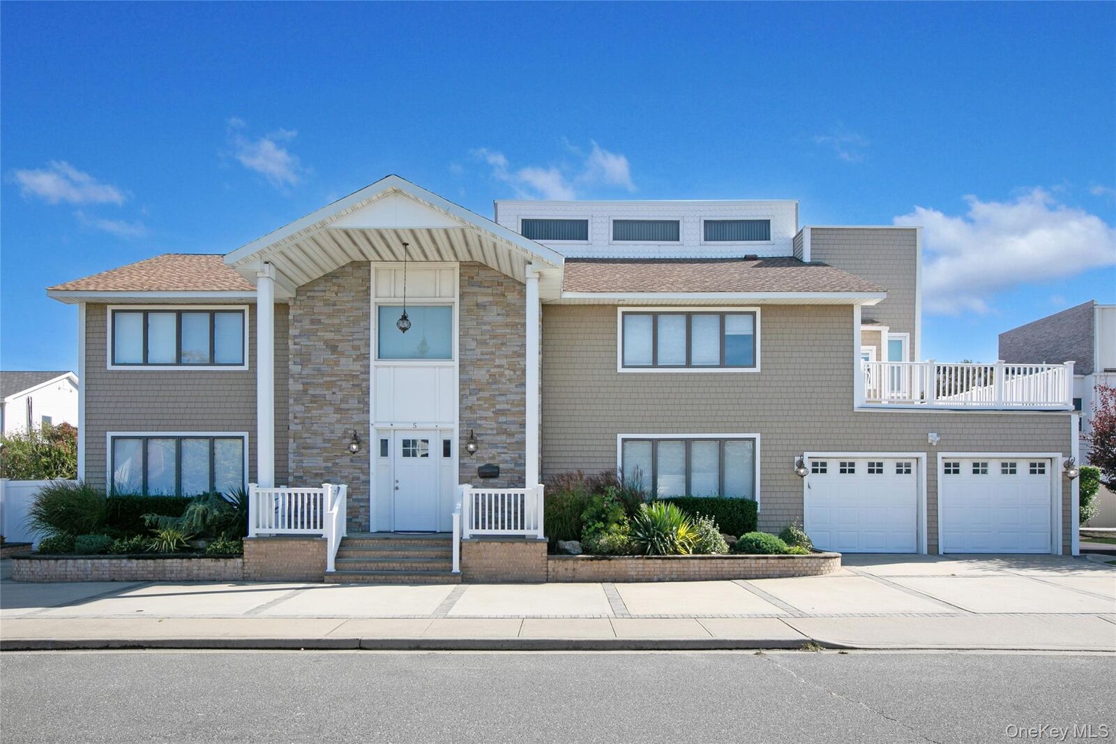 Property Photo:  5 Kensington  NY 11561 