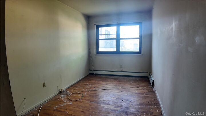 Property Photo:  80 Sneden Place 80  NY 10977 