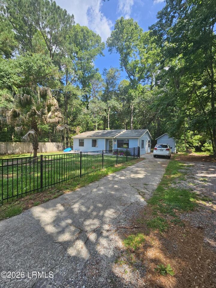Property Photo: 4001 Hodge Drive SC 29906