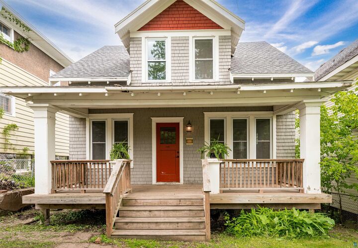 Property Photo:  626 N 10th Ave E  MN 55805 