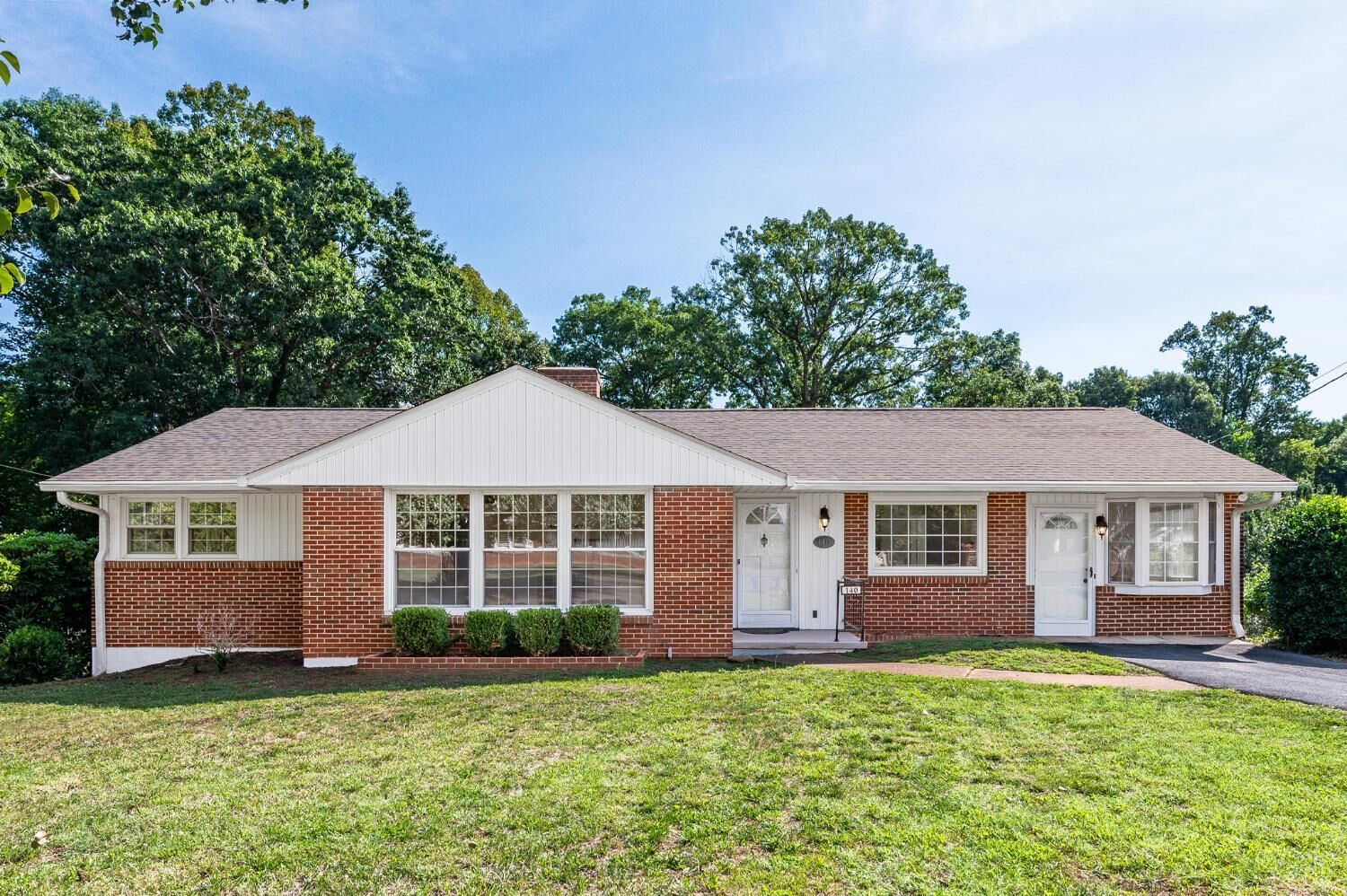 Property Photo: 140 Moorman Drive VA 24572