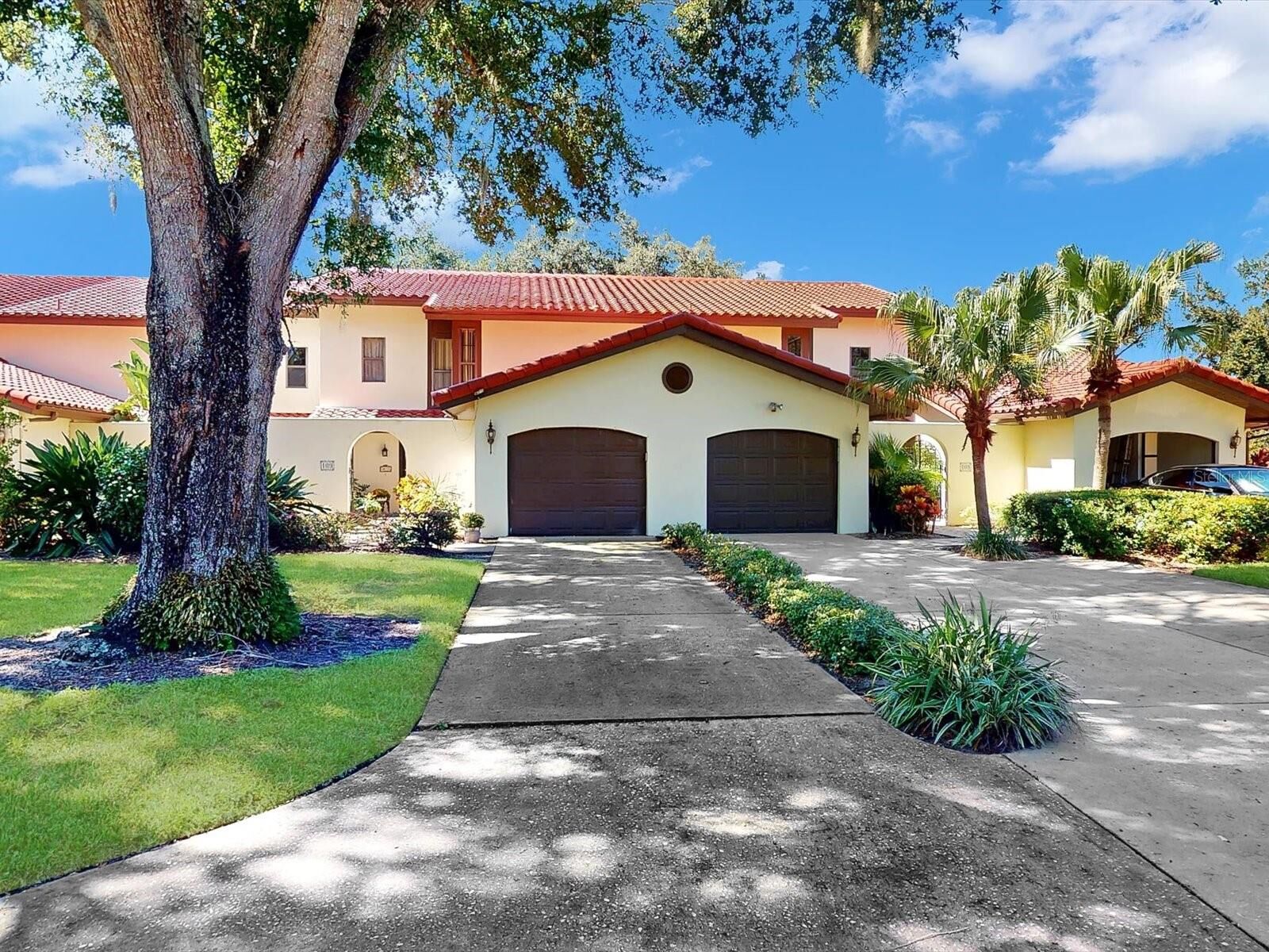 Property Photo: 109 Coventry Lane FL 33844