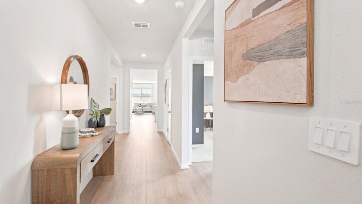 Property Photo:  1588 Sourwood Drive  FL 33570 