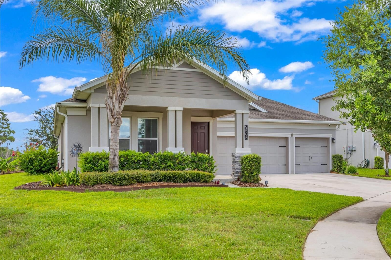 Property Photo:  9503 Beautiful Way  FL 34787 