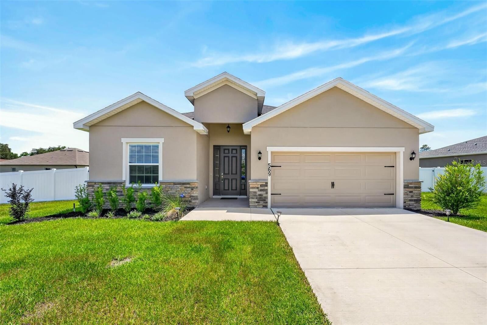 Property Photo: 569 Silver Course Radial FL 34472