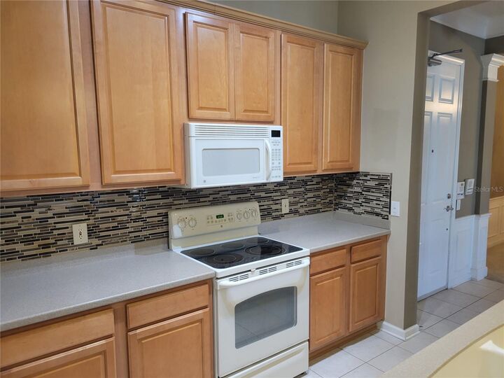 Property Photo:  7905 N Seminole Boulevard 3404  FL 33772 