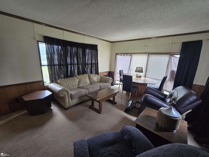 Property Photo:  329 King George Iii Drive  MI 48507 