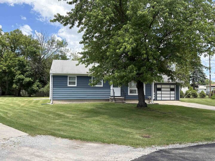 Property Photo: 2816 Sarah Court MI 48708